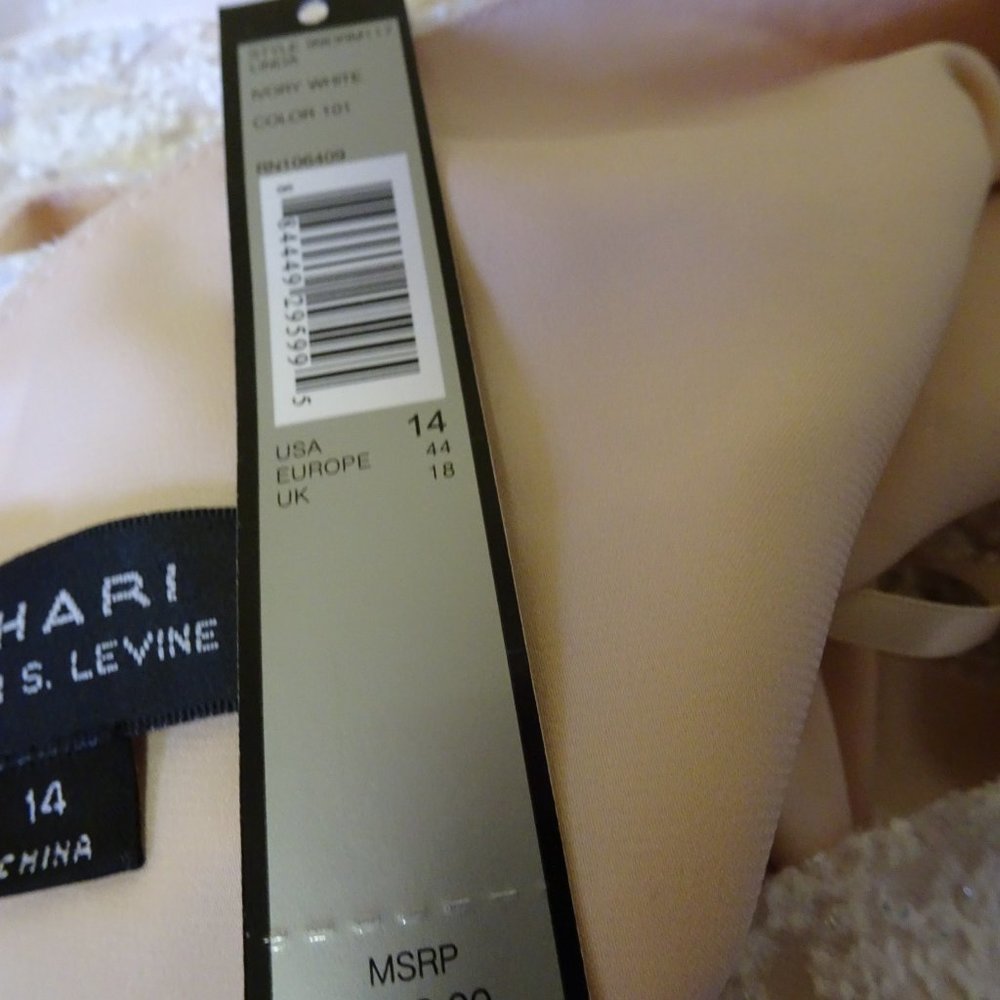 Ladies Size 14 Champagne Lace Dress-NEW - Picture 8 of 8